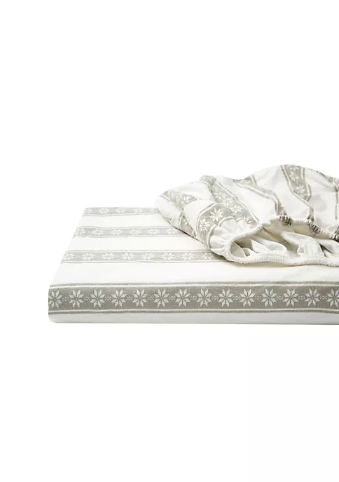 Best Sale ✨ Eddie Bauer Snowflake Fair Isle 4-Piece Graphic Flannel Sheet Set 🛒 7 Best Sale ✨ Eddie Bauer Snowflake Fair Isle 4-Piece Graphic Flannel Sheet Set 🛒 - Image 5